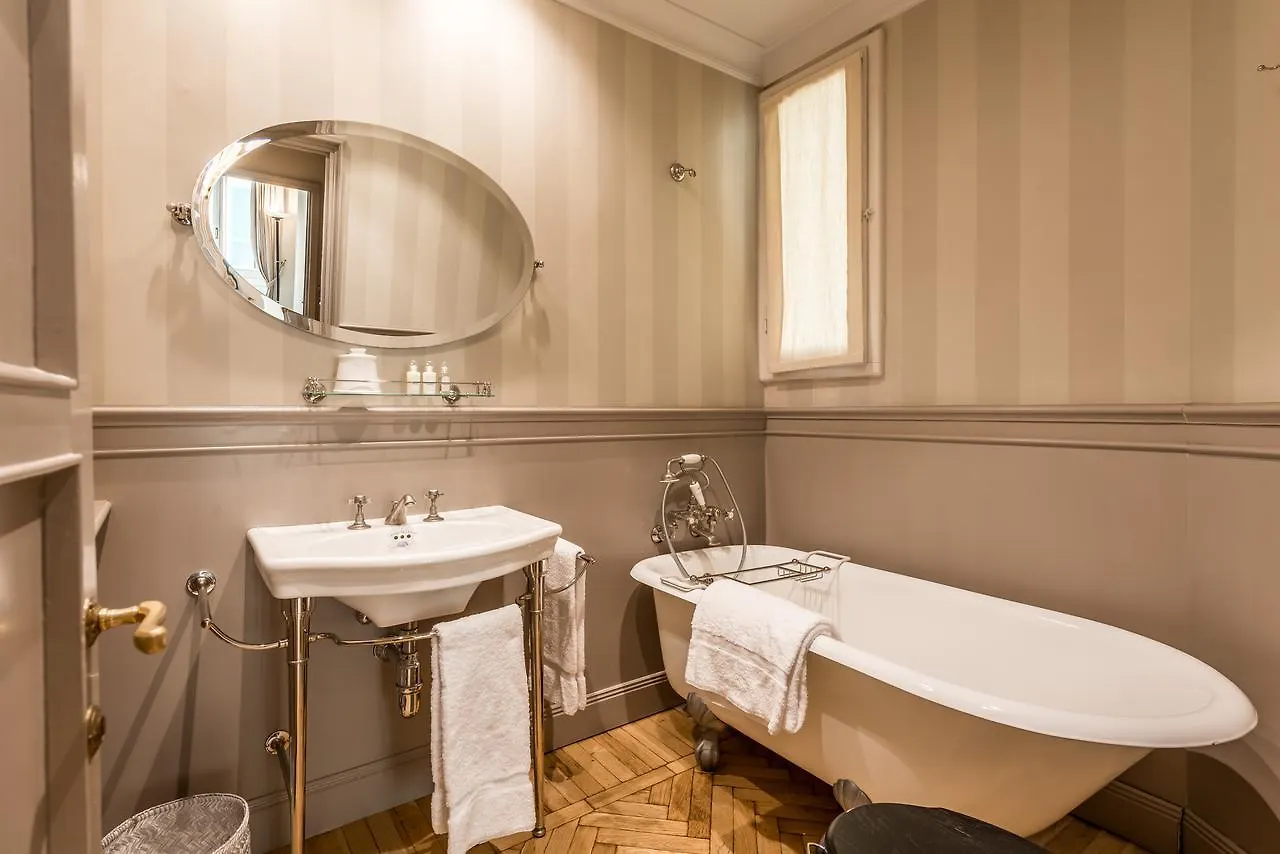 Luxury Romantic River Appartement Florence
